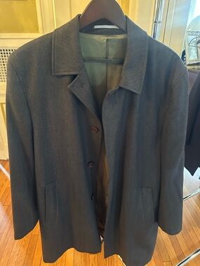 Charles Tyrwhitt Men’s Single-breasted 100% Wool car length overcoat in charcoal